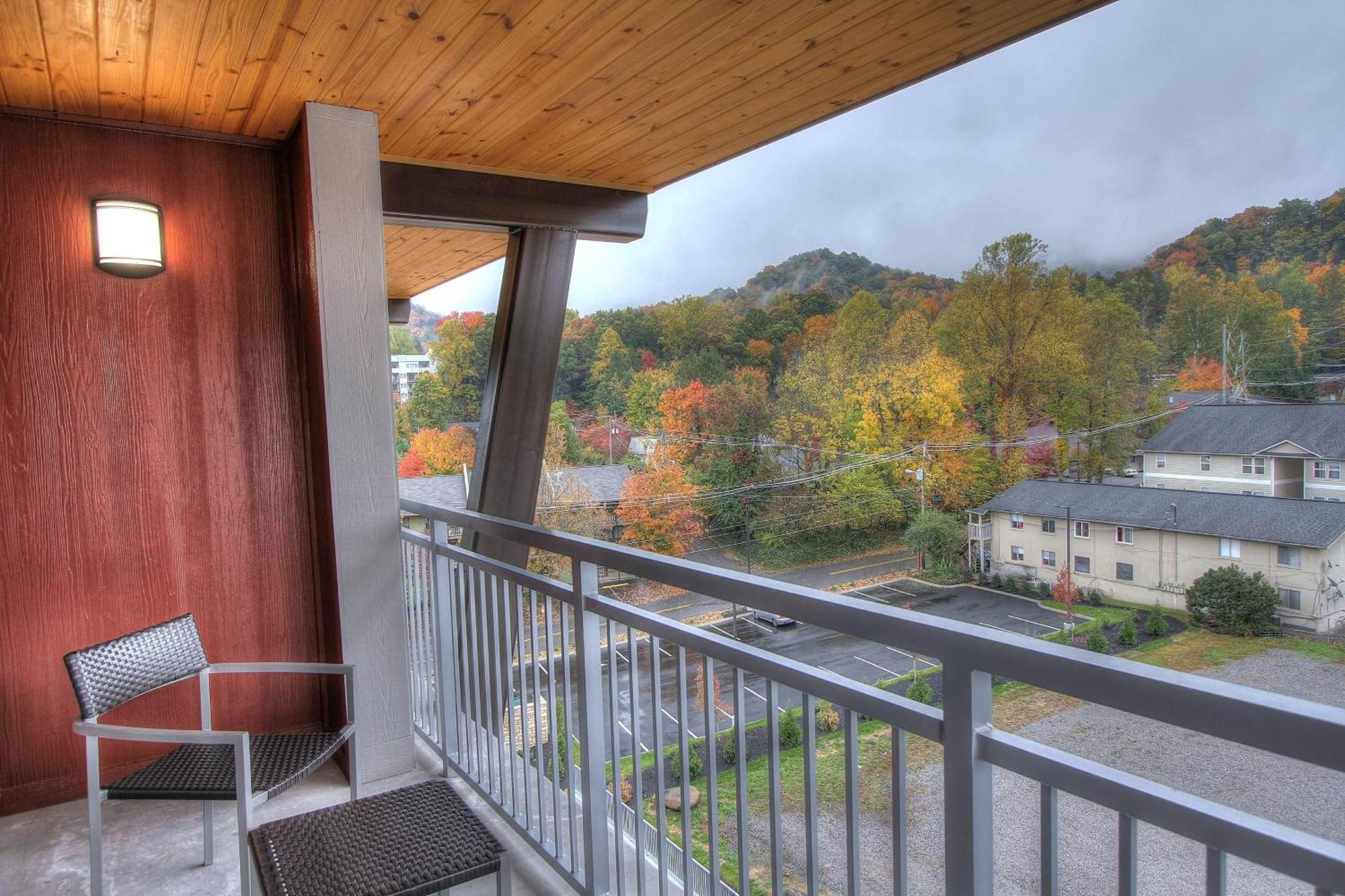 Courtyard By Marriott Gatlinburg Downtown Hotel Eksteriør billede