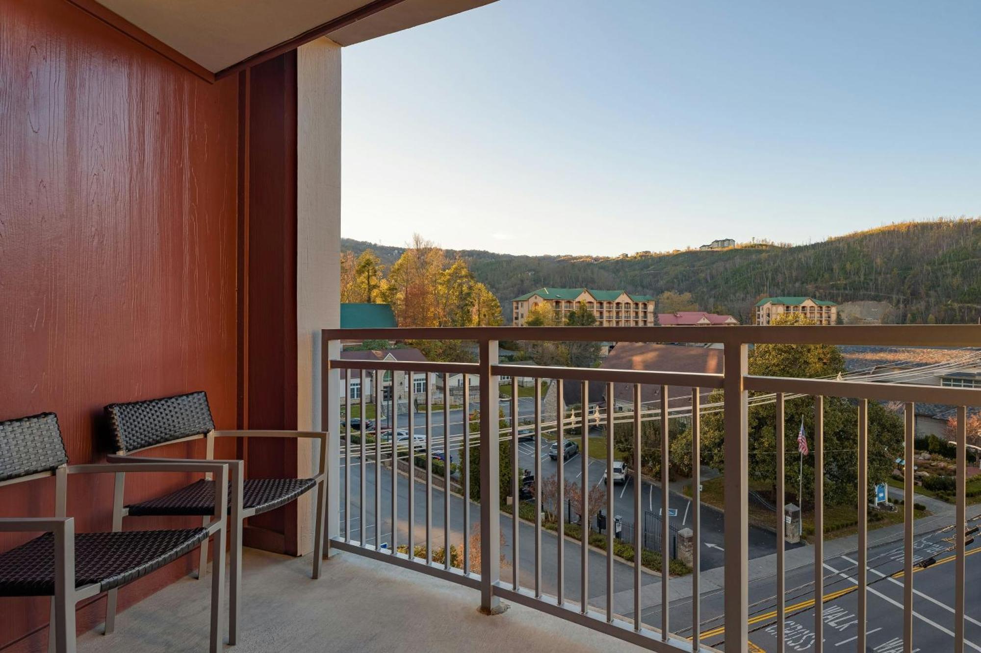 Courtyard By Marriott Gatlinburg Downtown Hotel Eksteriør billede