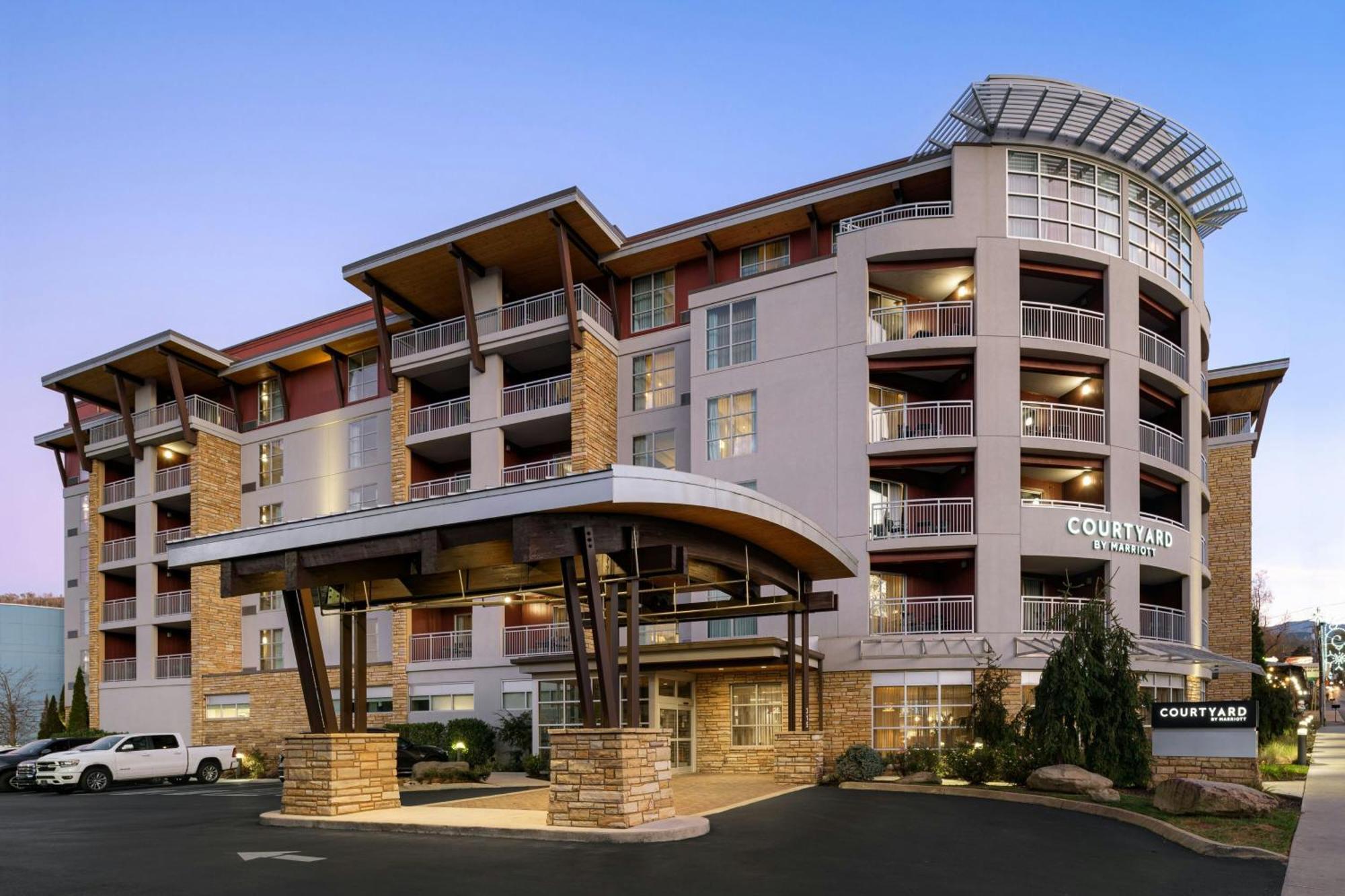 Courtyard By Marriott Gatlinburg Downtown Hotel Eksteriør billede